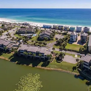 Holiday home Seascape Lakefront, Destin